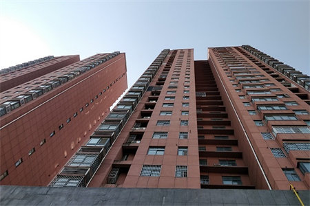 佛山小学花千树小区电梯房三室，无过户费用59.8万可随时入住