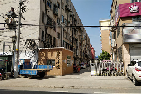 天一城3室2厅1卫118平精装带车位75万